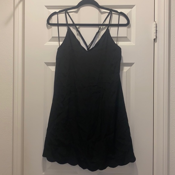 ASTR the Label Scallop Edge Silk Blend Slip Dress - Picture 4 of 7